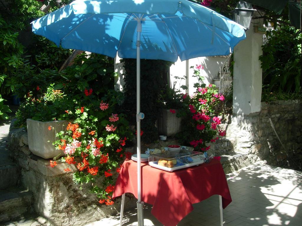 New Hotel Genio Porto Venere Luaran gambar